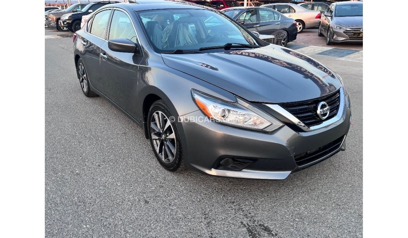 Nissan Altima Nissan Altima 2016 model, customs papers number one, in very good condition