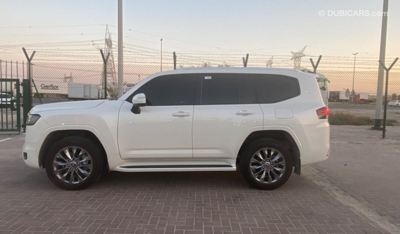 Toyota Land Cruiser 4.0 GXR Full option with warranty