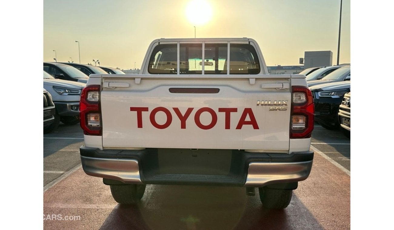 تويوتا هيلوكس TOYOTA HILUX 2.7 MT FULL OPTION WITHOUT PUSH START 2024