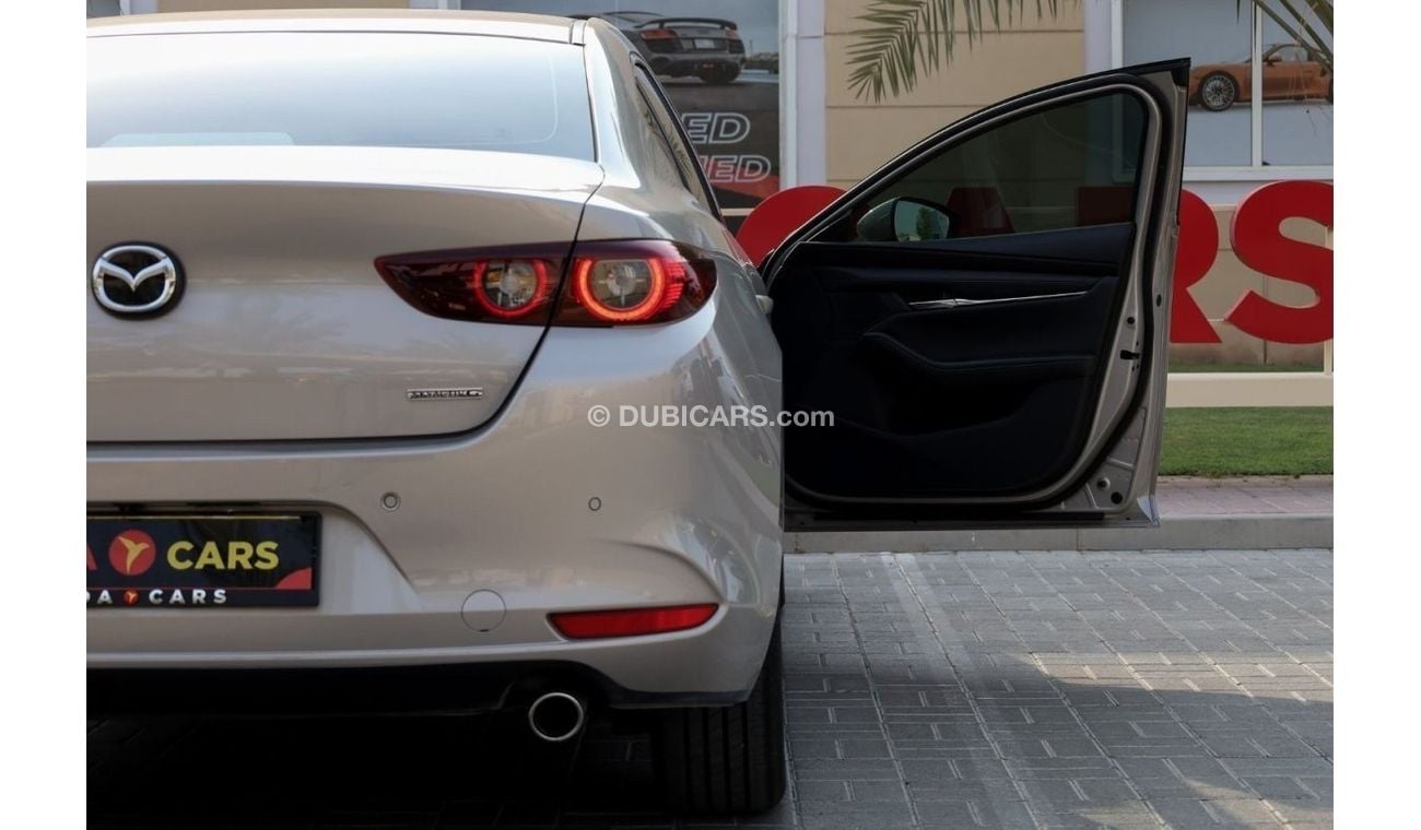 مازدا 3 Mazda 3 2024 GCC under Agency Warranty with Flexible Down-Payment/ Flood Free.