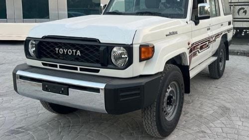 Toyota Land Cruiser Hard Top 76 4.0L PETROL V6 MANUAL TRANSMISSION ( FOR RE-EXPORT ONLY )