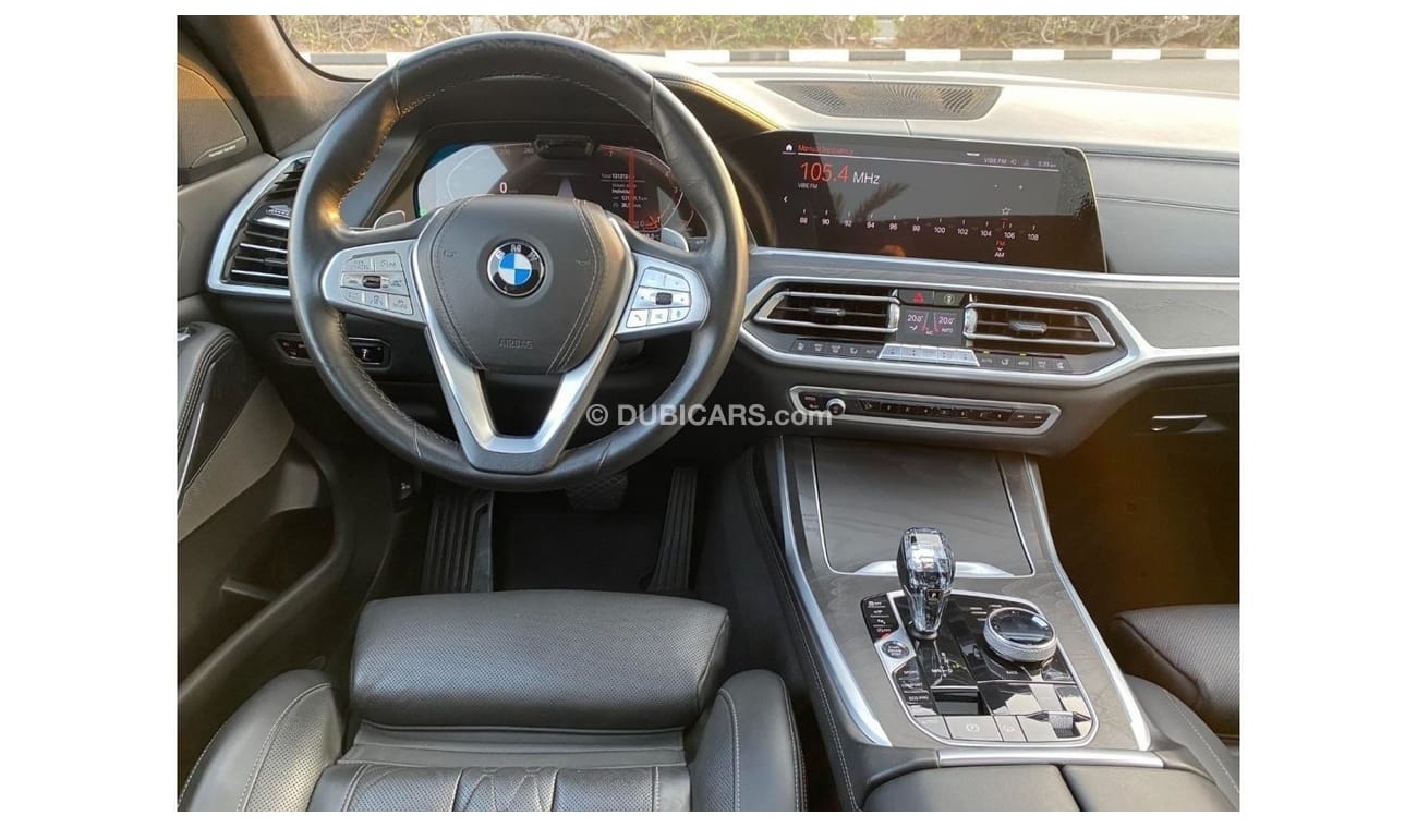 BMW X7 40i Pure Excellence GCC SPEC UNDER WARRANTY