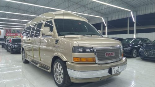 GMC Savana