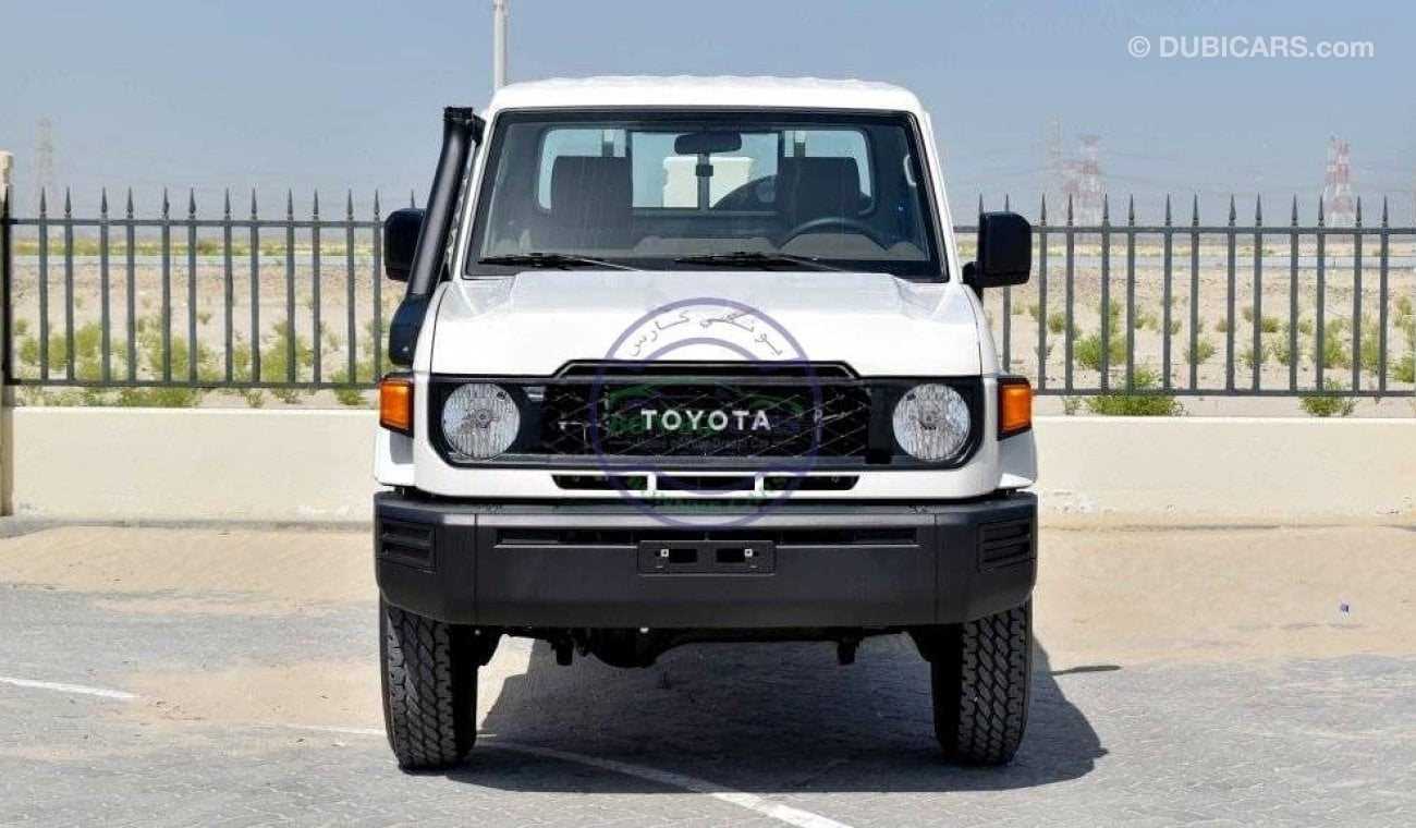 تويوتا لاند كروزر هارد توب Toyota Land Cruiser LC79 Pick Up Single Cabin 2.8L Diesel Automatic Transmission