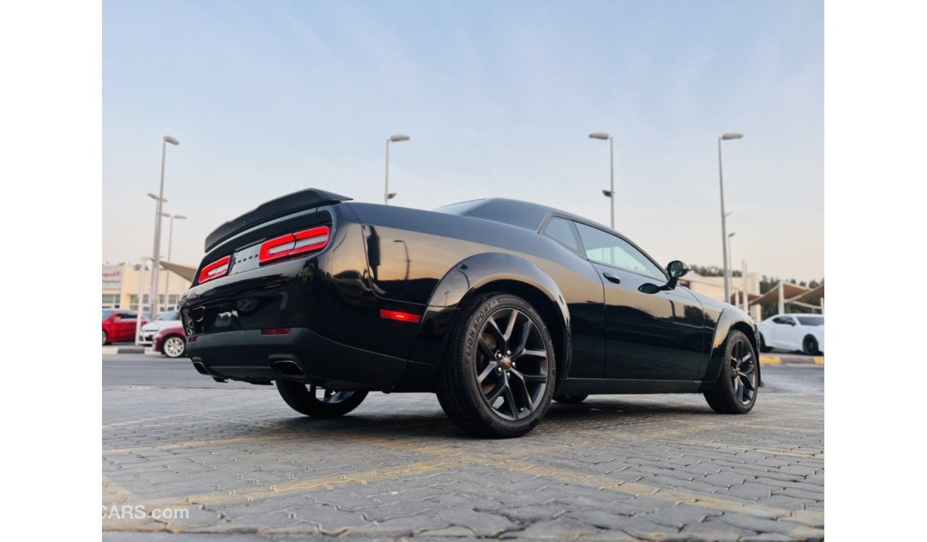 Dodge Challenger SXT For sale