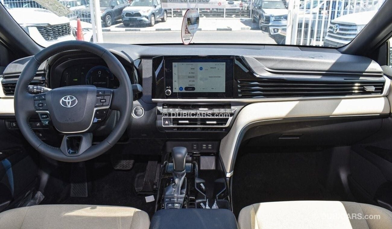 Toyota Camry 2.5L LE HYBRID HEV PANORAMIC ROOF 2025