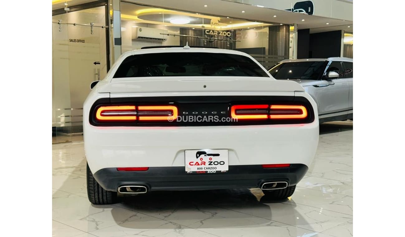 Dodge Challenger SXT Plus