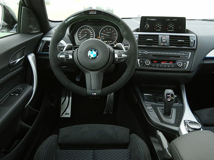 BMW 235 interior - Cockpit