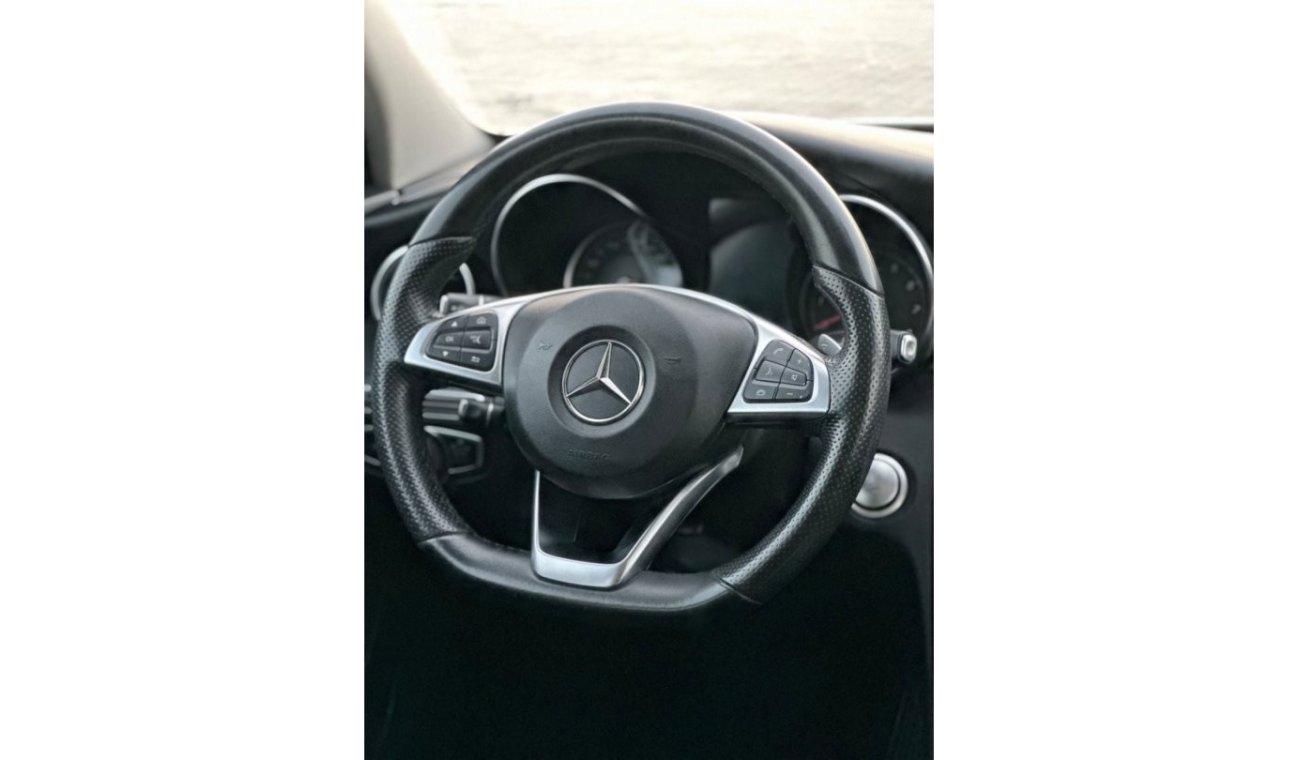 مرسيدس بنز C200 AMG باك موديل 2018 خليجي فل مواصفات بانوراما ومثبت سرعه وتحكم كهربي كامل ونظام صوت ممتاز وكاميرا خلف