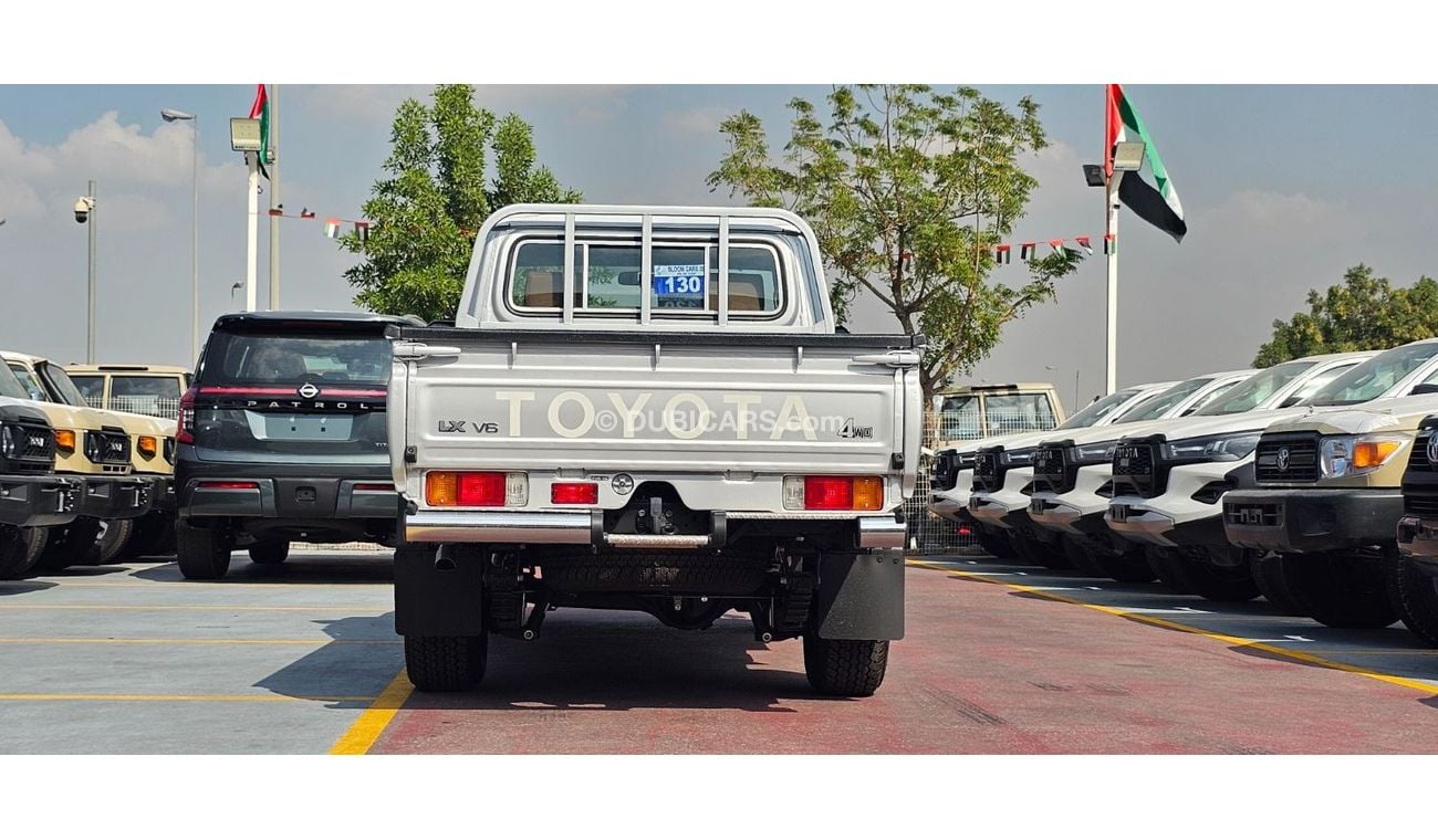 تويوتا لاند كروزر بيك آب TOYOTA LANDCRUISER 79 Pickup /A UTOMATIC/WINCH/DIFF LOCK/COOL BOX/LEATHER SEATS/REAR CAMERA/2024