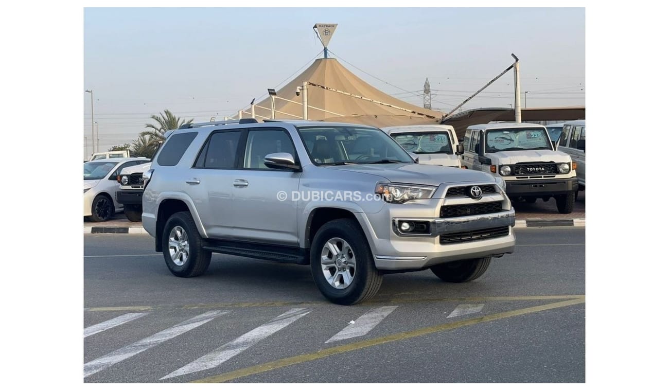 Toyota 4Runner 2019 Toyota 4Runner SR5 Premium 4x4 AWD Full Option Sunroof -