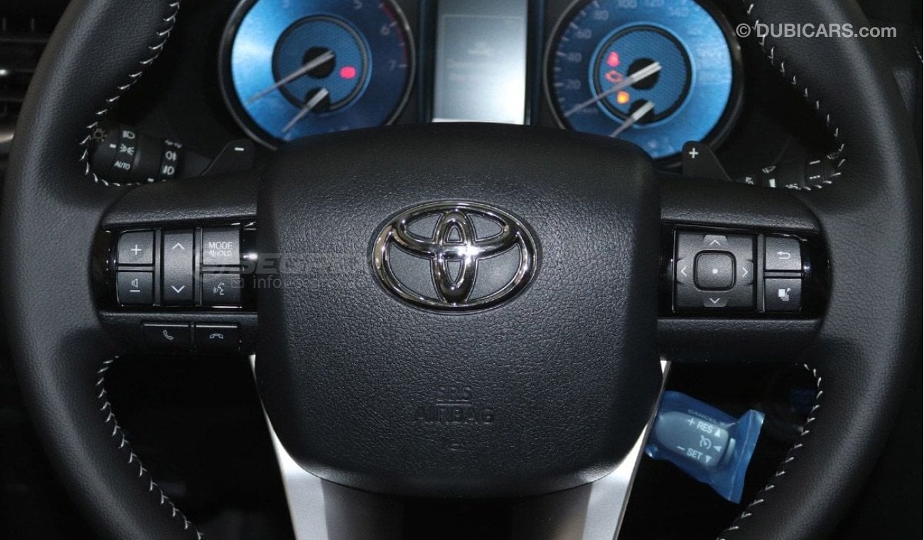 Toyota Fortuner FULL OPTION PETROL 4.0L