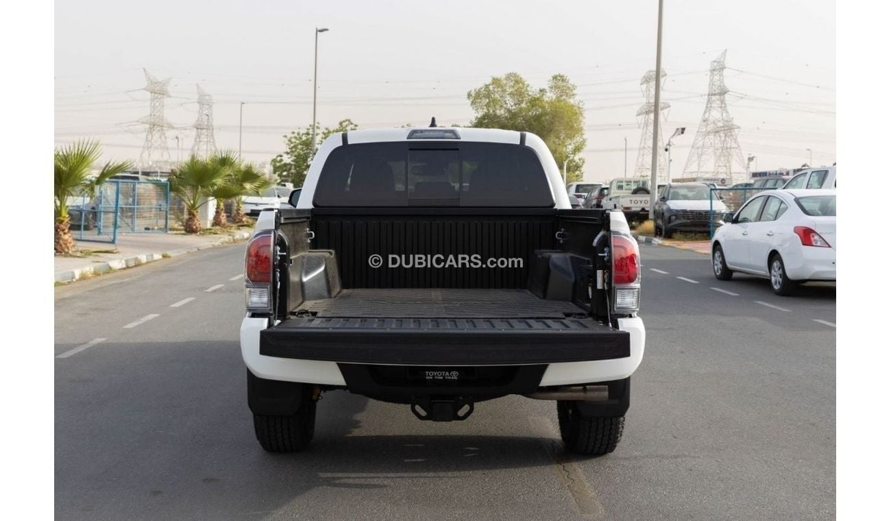 Toyota Tacoma 2022 Toyota Tacoma 3.5 TRD Sport- White inside Black | Export Only