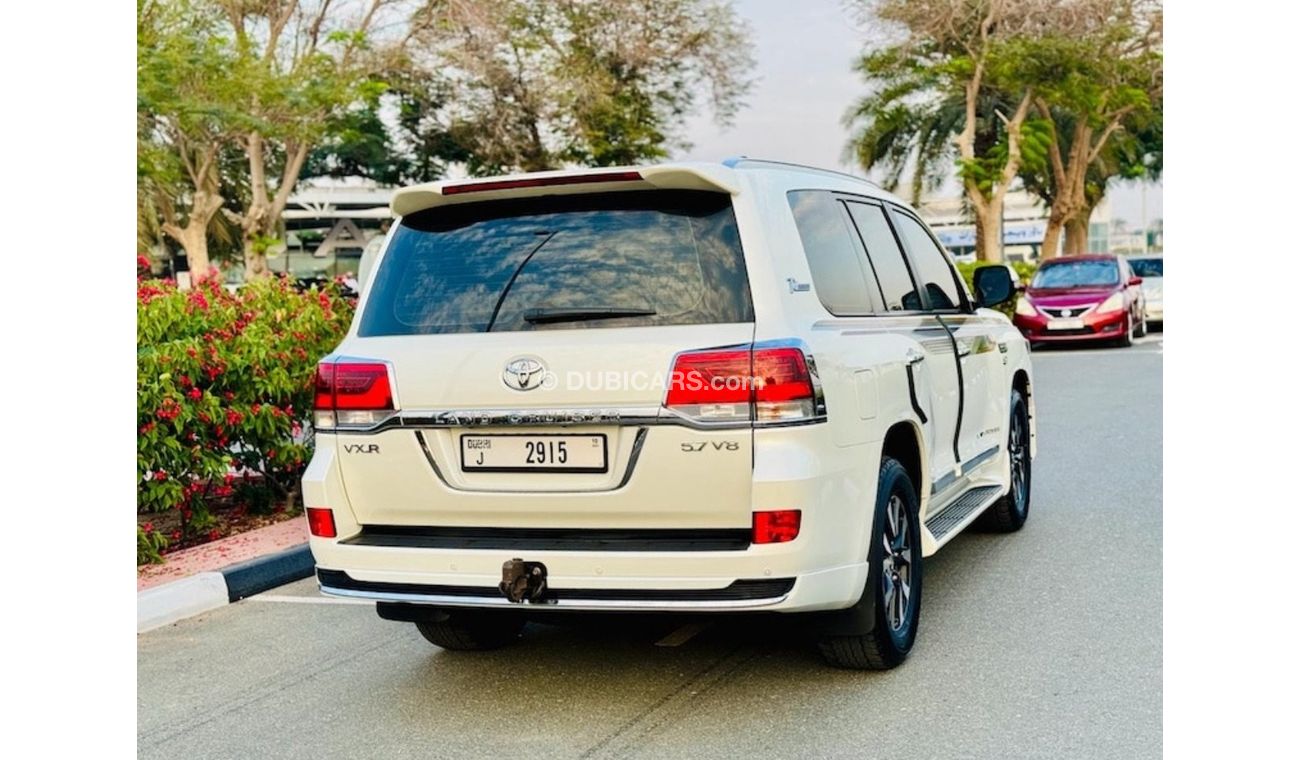 تويوتا لاند كروزر Toyota Land Cruiser 2016 GXR 4.6L very good condition