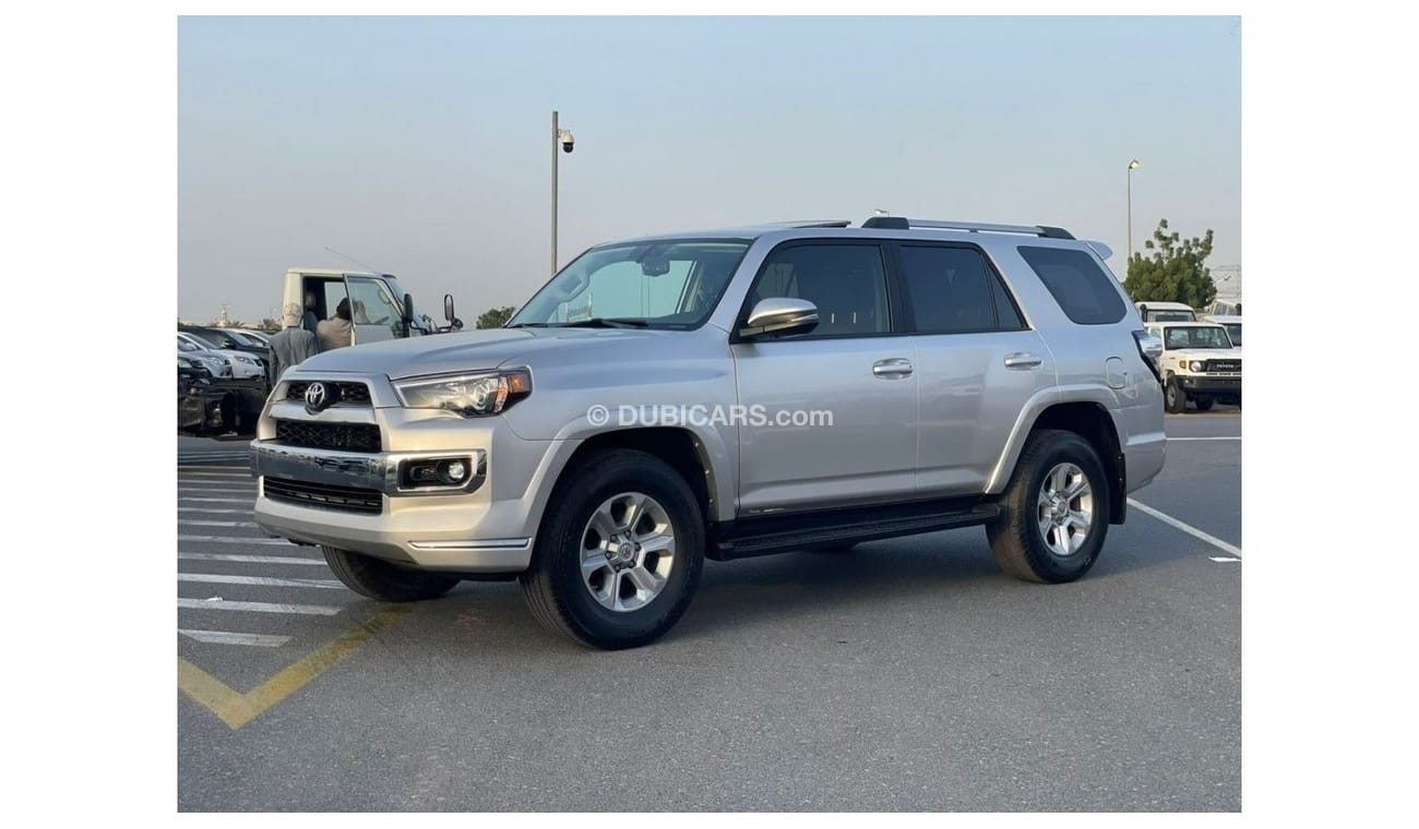 Toyota 4Runner 2019 Toyota 4Runner SR5 Premium 4x4 AWD Full Option Sunroof -