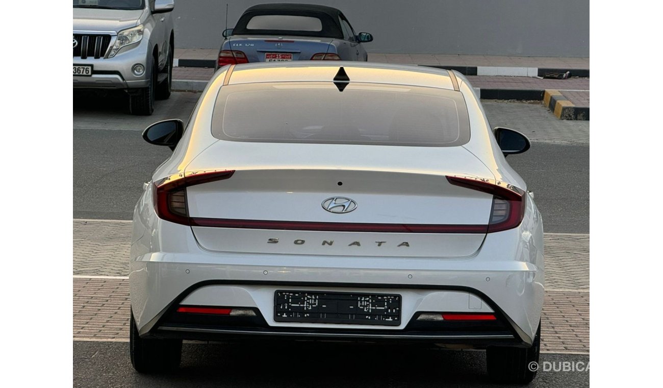 Hyundai Sonata Mid option