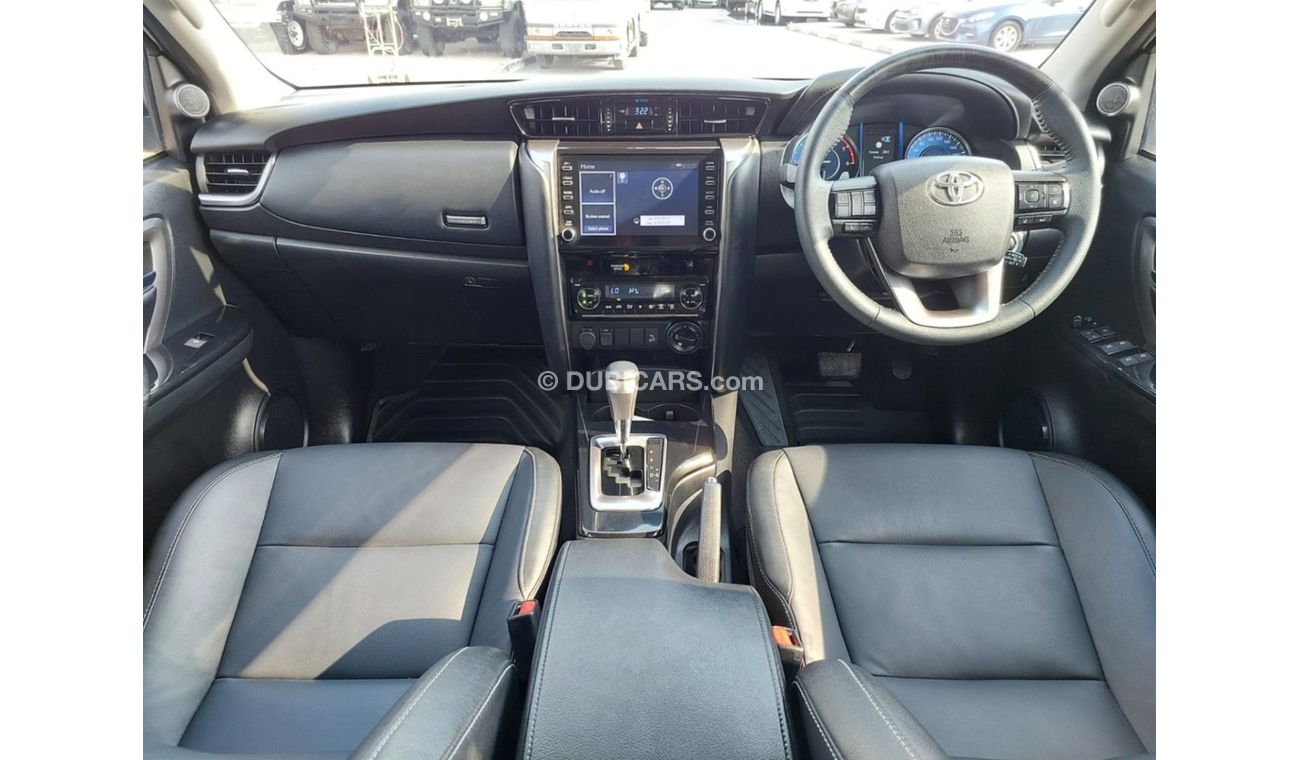 تويوتا فورتونر TOYOTA FORTUNER RIGHT HAND DRIVE 2022 MODEL 2.8 L DIESEL AUTOMATIC 8SEATER(PM16653)