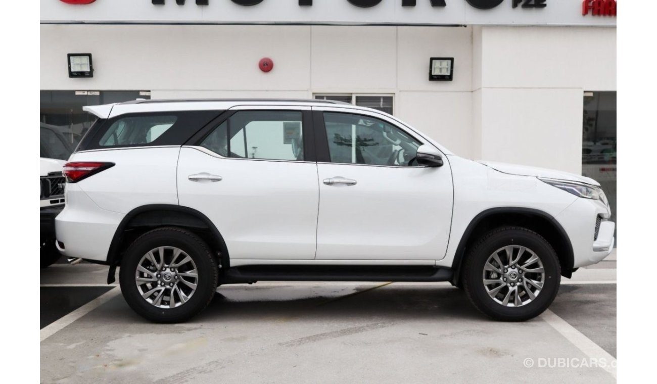 Toyota Fortuner 2024 TOYOTA FORTUNER VXR 4.0 V6 PETROL/GASOLINA  **EXPORT ONLY**التصدير فقط خارج الخليج**