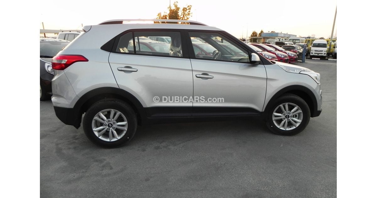 Hyundai Creta for sale AED 50,000. Grey/Silver, 2017