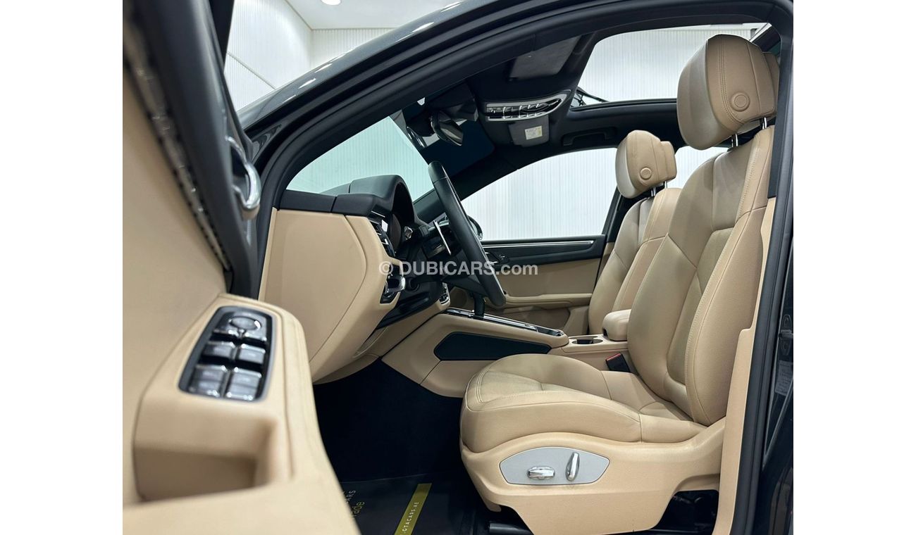 بورش ماكان 2023 Porsche Macan, February 2025 Porsche Warranty, Full Porsche Service History, Full Options, GCC