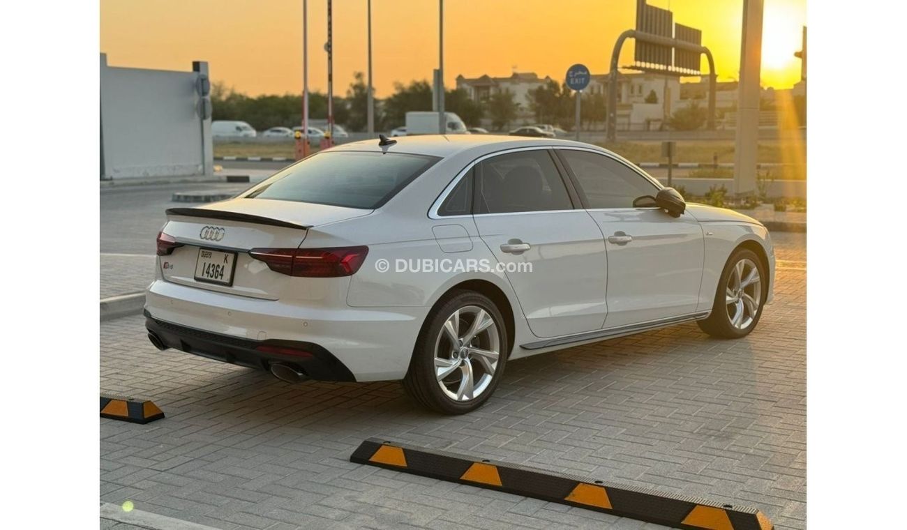 Audi A4 Audi A4 V4 2021