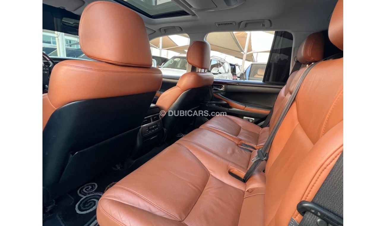 لكزس LX 570 Sport 5.7L Lexus Lx570 2011 / GCC / Very good Condition / No accidents