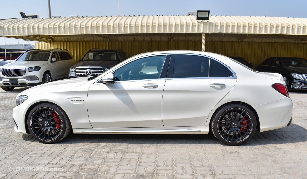 مرسيدس بنز C 63 AMG S