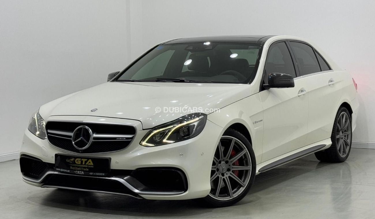 Mercedes-Benz E 63 AMG S 5.5L 2014 Mercedes Benz E63s AMG 4MATIC, Service History, Full Options, Carbon Fiber Package. GCC