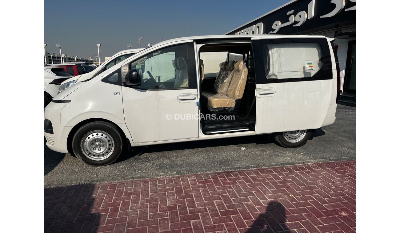 هيونداي ستاريا Semi cargo , 3.5 L , automatic, petrol