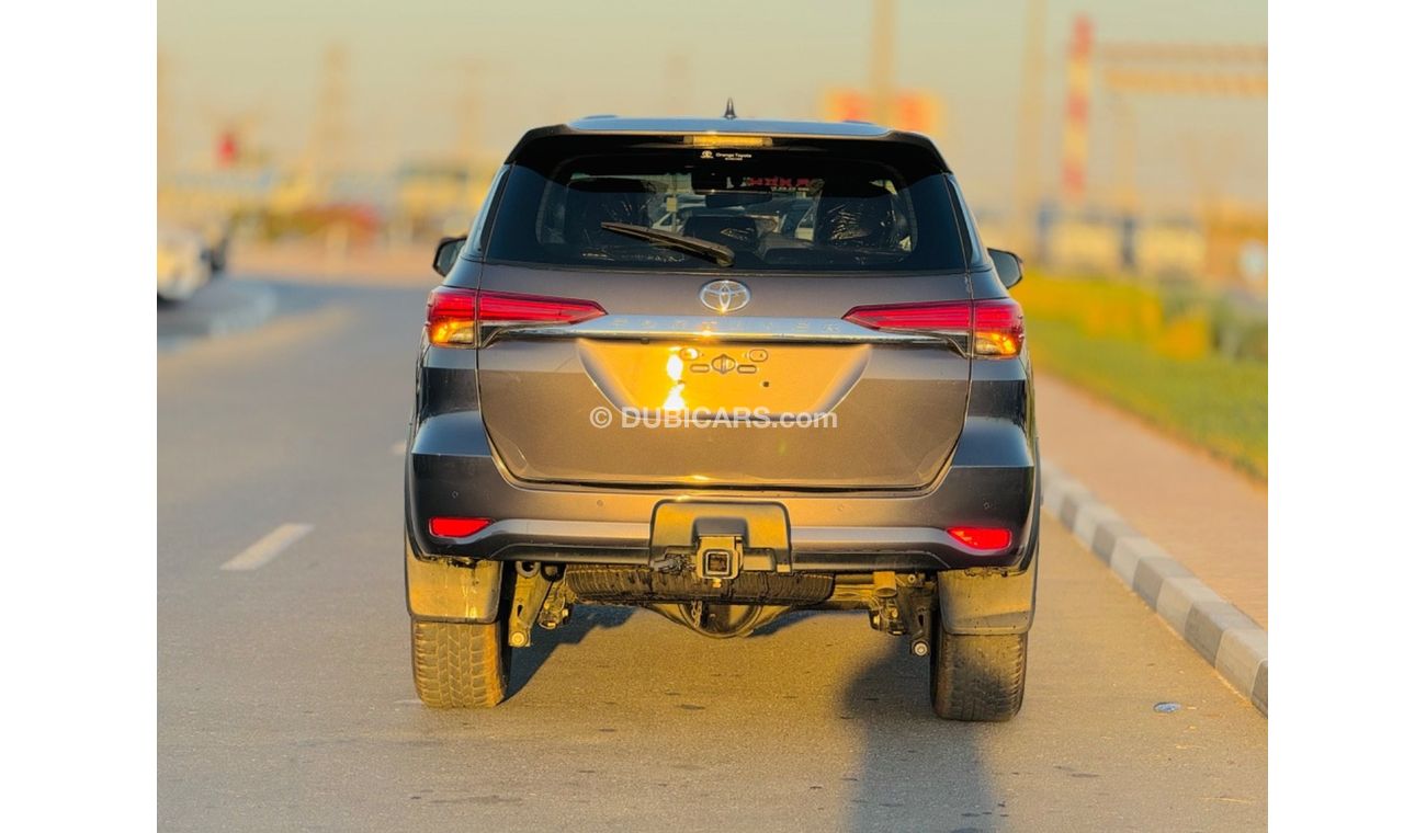 تويوتا فورتونر Toyota fortuner Limited full option