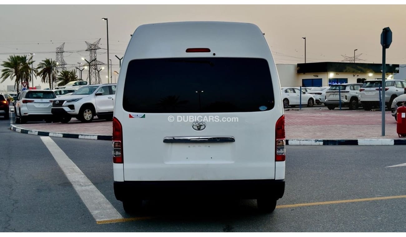 Toyota Hiace PREMIUM CONDITION | 3.0L DIESEL ENGINE | 2019 | RHD | 2WD | AIR CONDITIONER