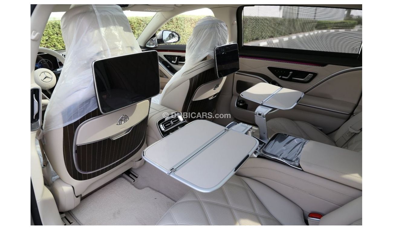 Mercedes-Benz S680 Maybach Rear Fineline wood 5 Years Warranty & Contract Service Abu Dhabi