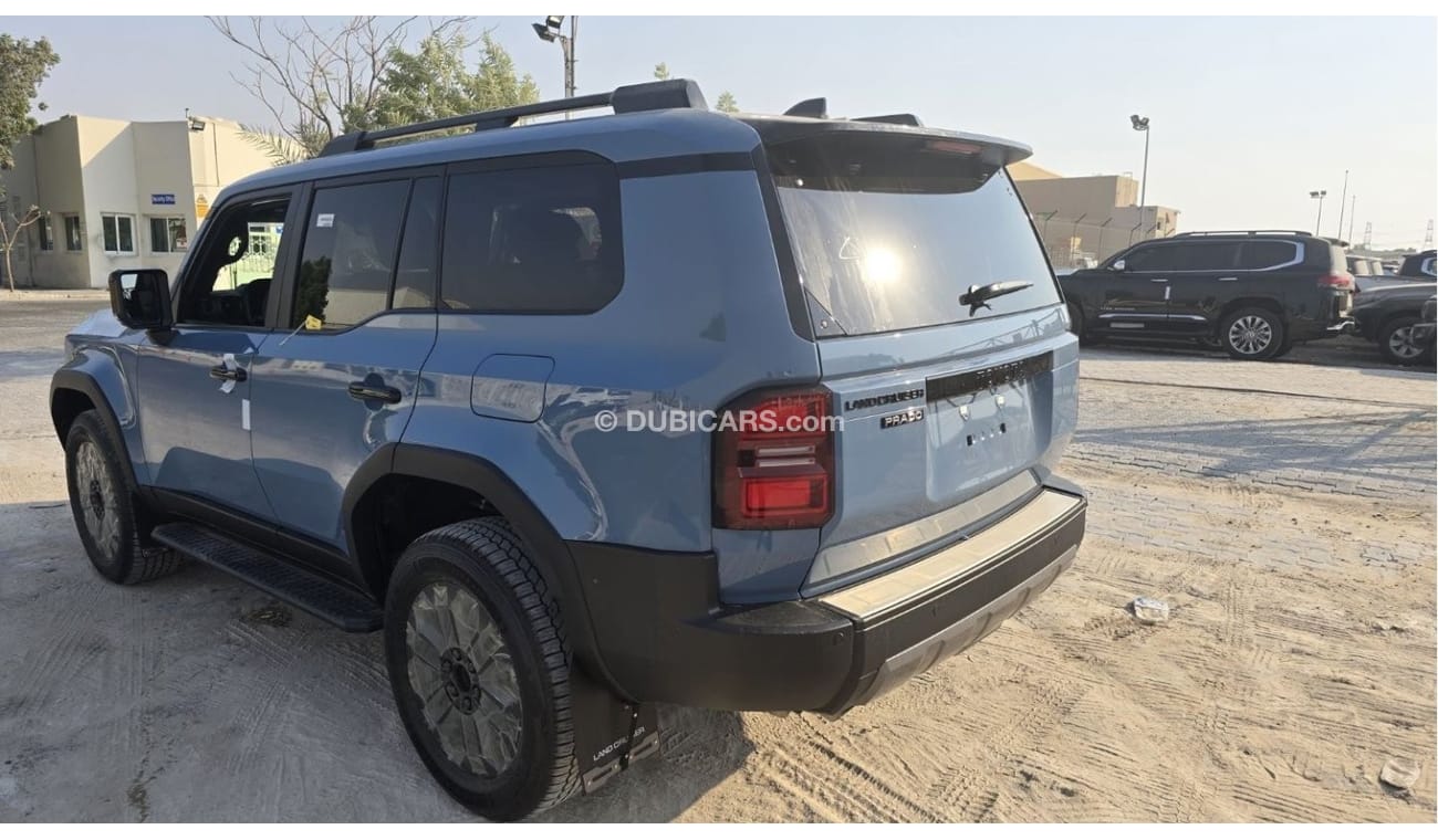 تويوتا برادو TOYOTA PRADO LUXURY PETROL 2.4L V4 AUTOMATIC | 0 KM | 03 - YEARS WARRANTY