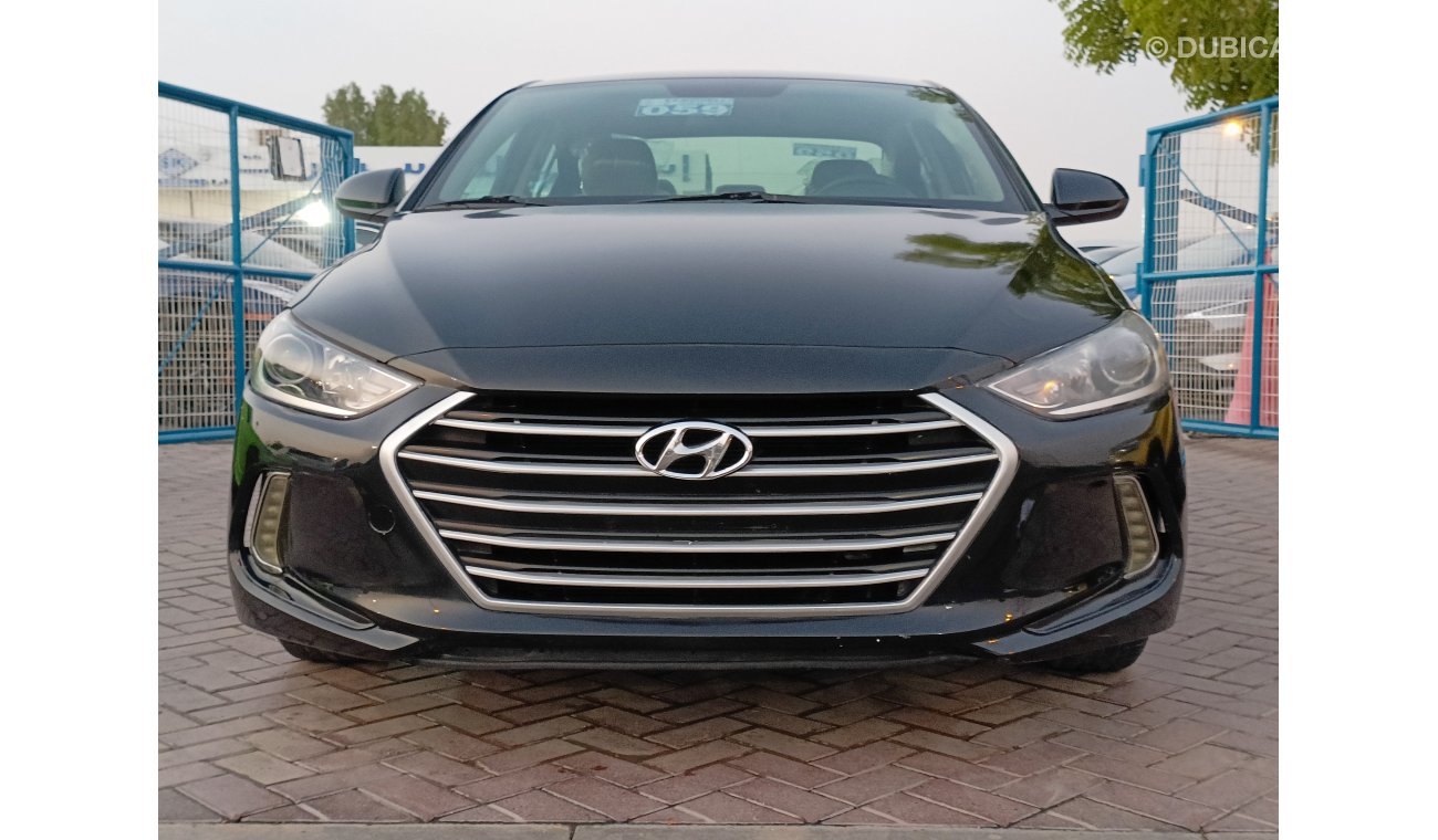 هيونداي إلانترا 2.0L PETROL / US SPECS / LOOKS LIKE NEW (LOT # 108578)