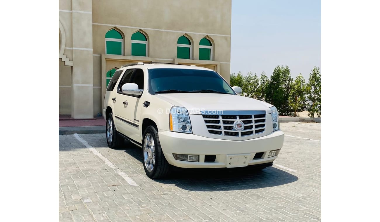 Cadillac Escalade Premium Good condition car GCC