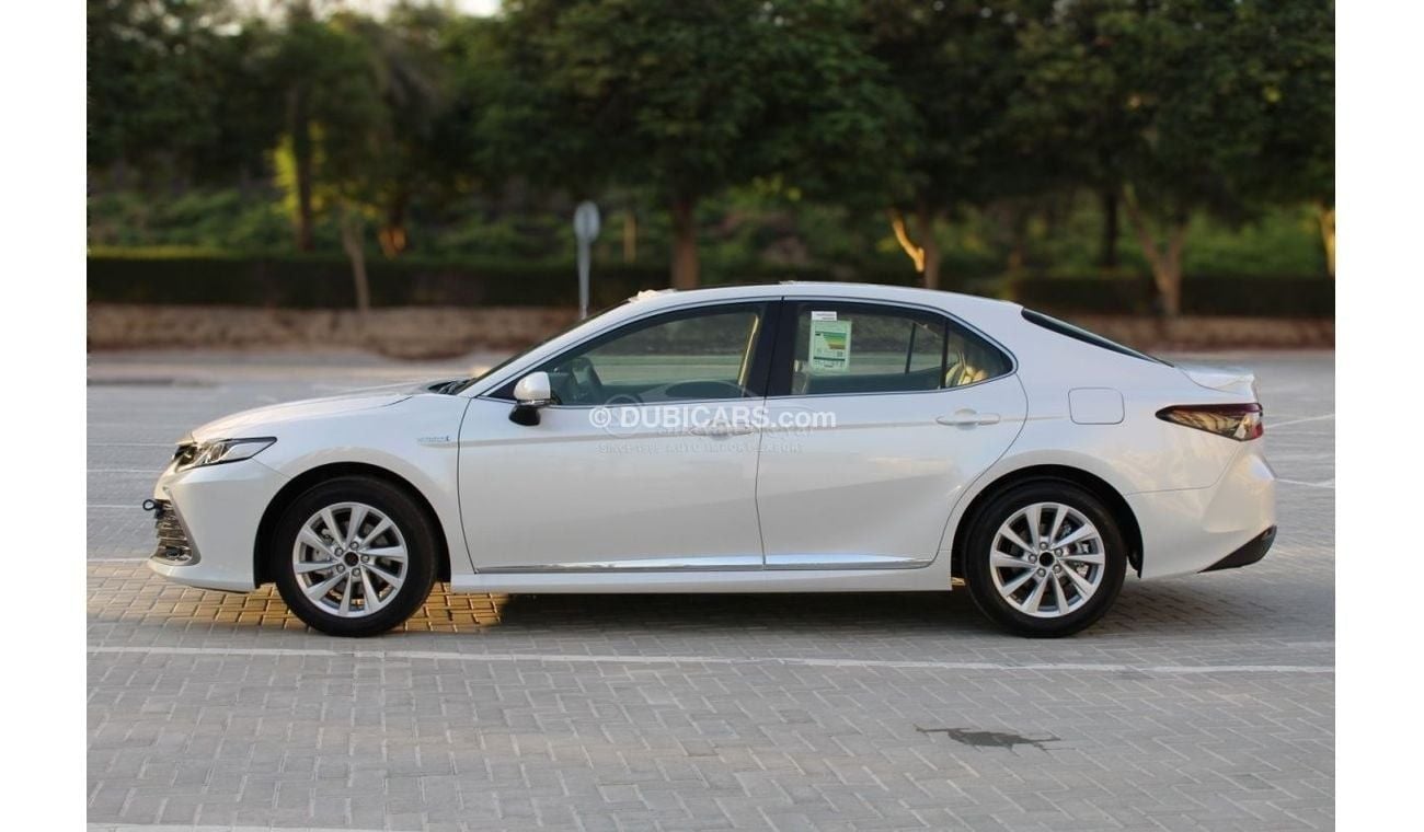 Toyota Camry LHD 2.5L HYBRID MID OPTION FWD AT 2024MY