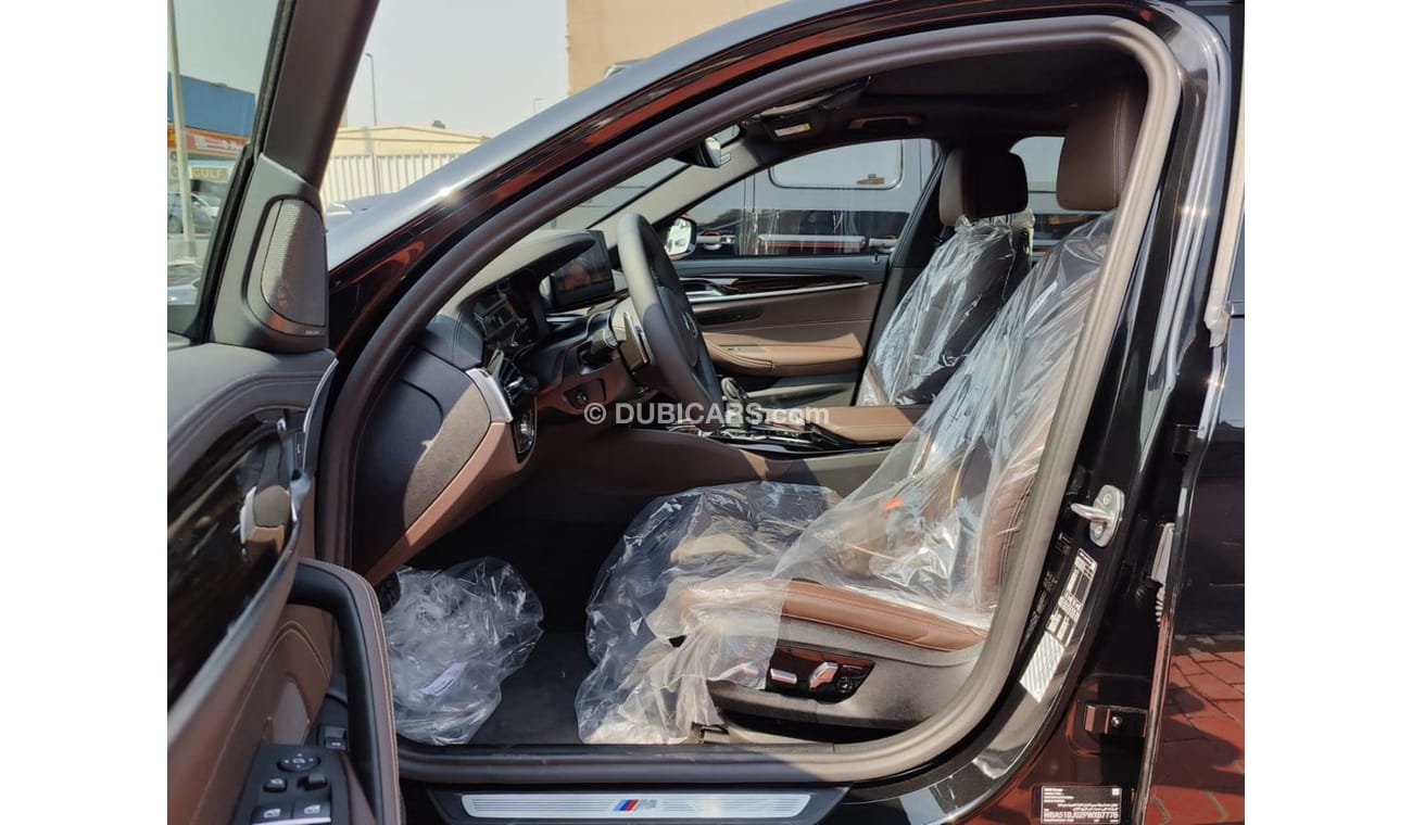 بي أم دبليو 540i i M Spot Under Warranty 2023 GCC