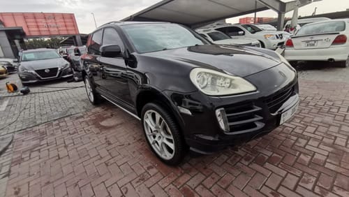 Porsche Cayenne In excellent condition and requires no expenses