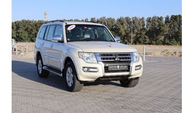 Mitsubishi Pajero ACCIDENTS FREE - GCC - MID OPTION - ENGINE 3.0 - PERFECT CONDITION INSIDE OUT