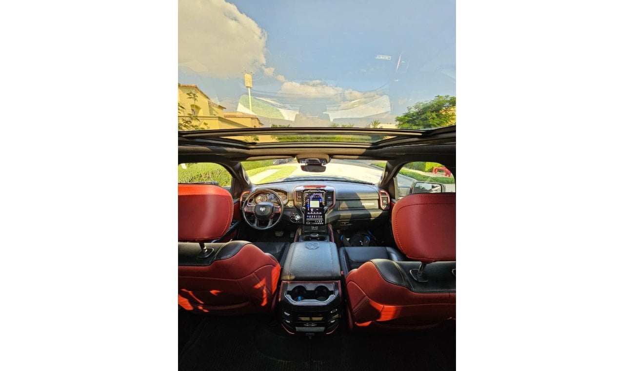 RAM 1500 RAM REBEL/ PANORAMIC ROOF/ 2 TONE LEATHER/ DUAL TRUNK/ CANADIAN CLEAN TITLE