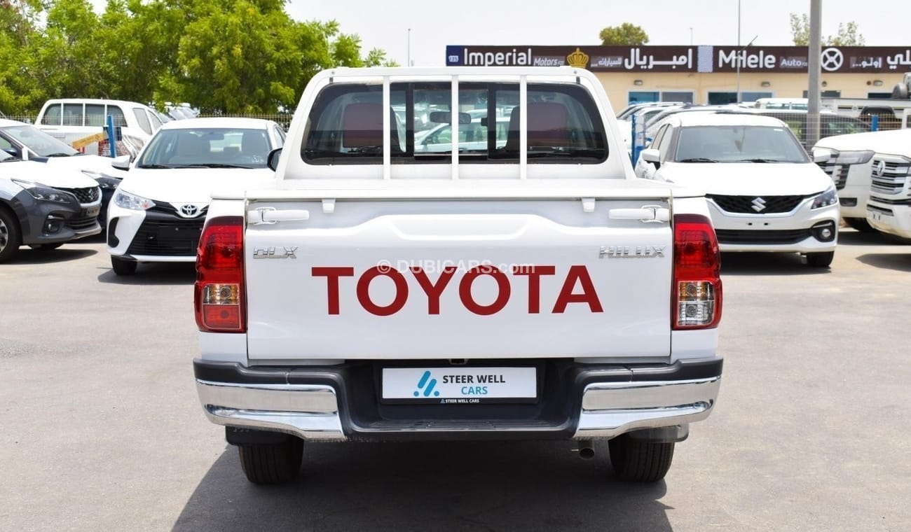 Toyota Hilux DLX 2.7 L 4X2 PETROL WITH GCC SPECS - EXPORT ONLY