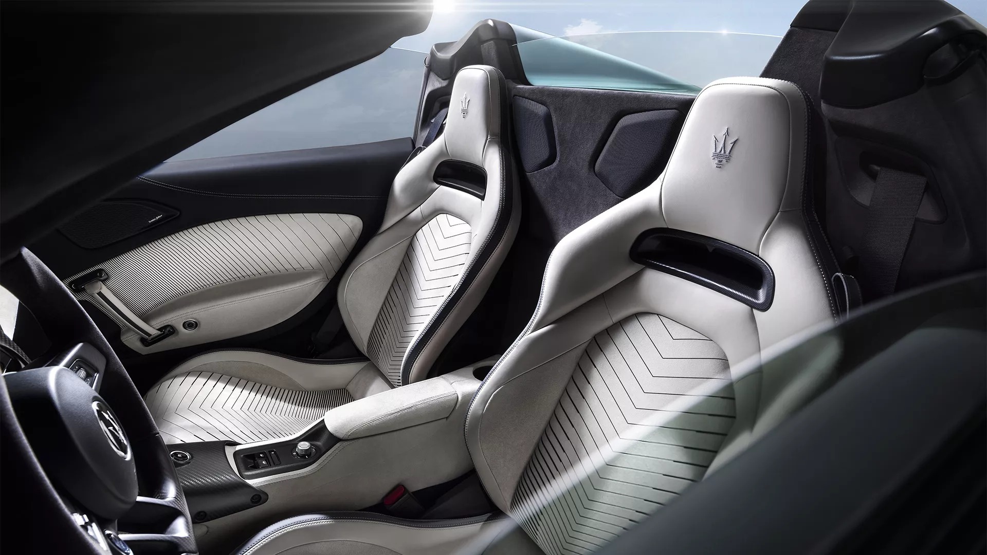 Maserati MC20 Cielo interior - Seats