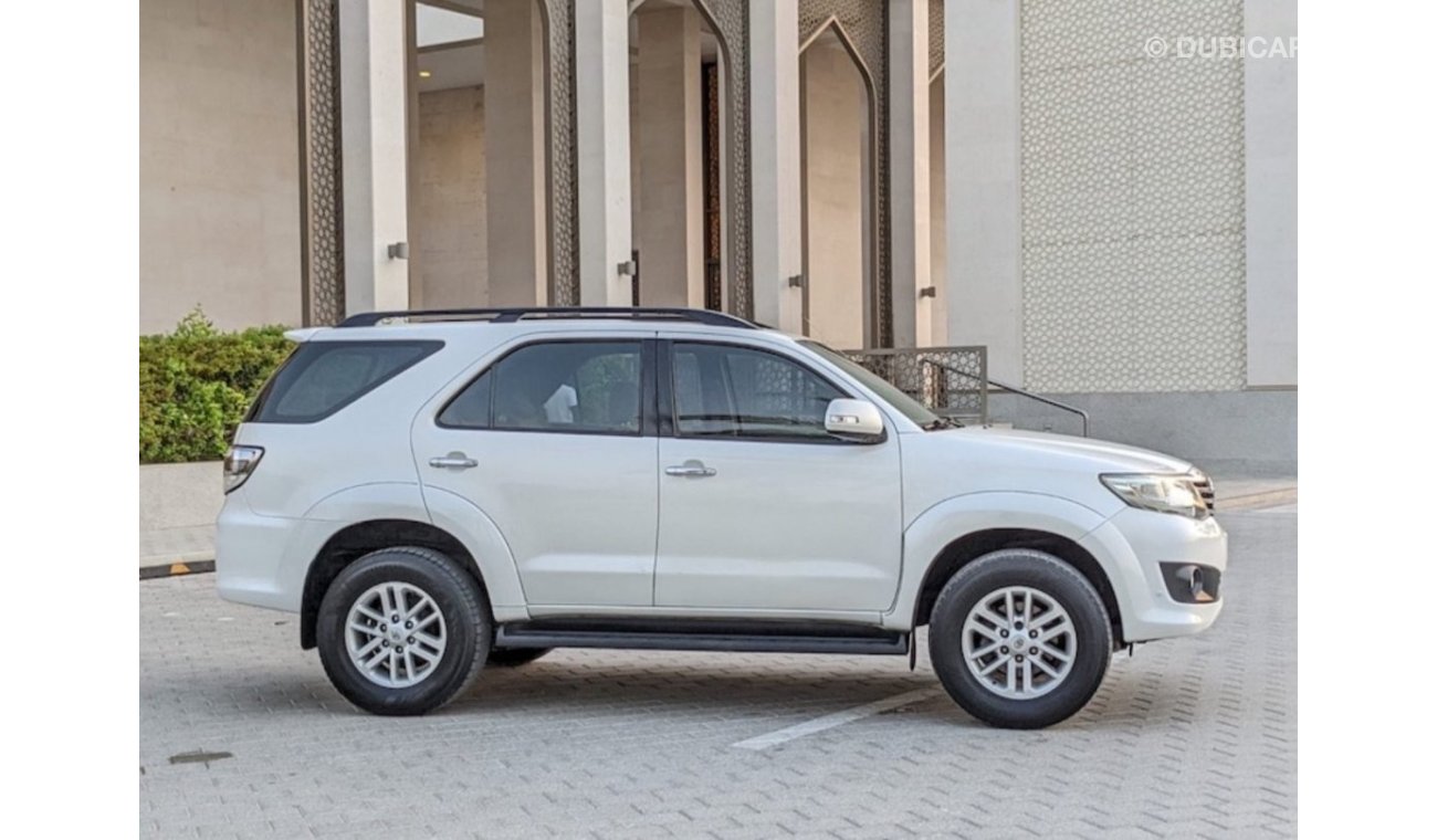 تويوتا فورتونر Toyota fortuner 2012,V6 petrol left hand drive