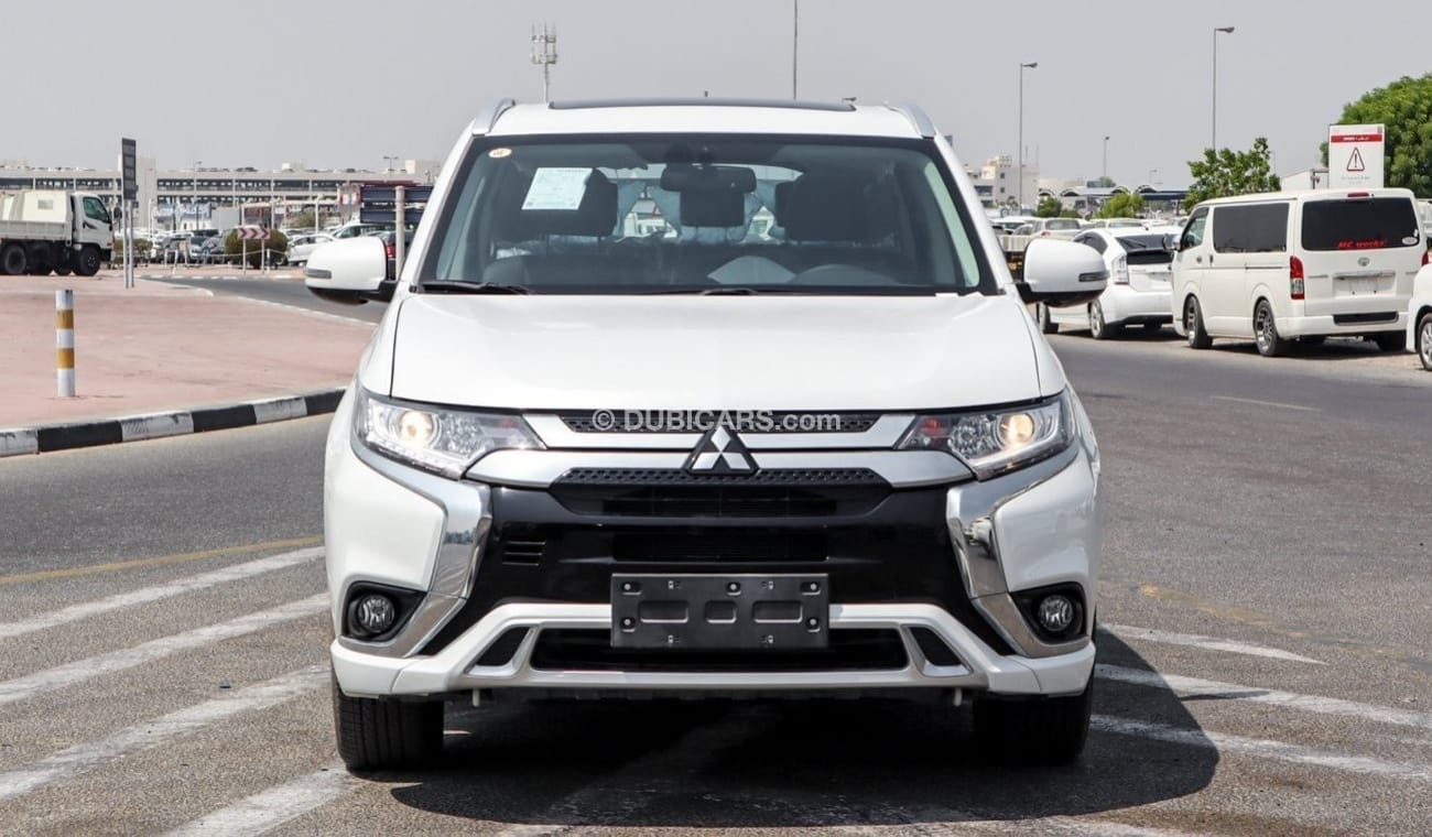 Mitsubishi Outlander Brand New Mitsubishi Outlander Enjoy OUTLANDERENJOY  2.0L | 7 Seat | White/Black | 2022 |