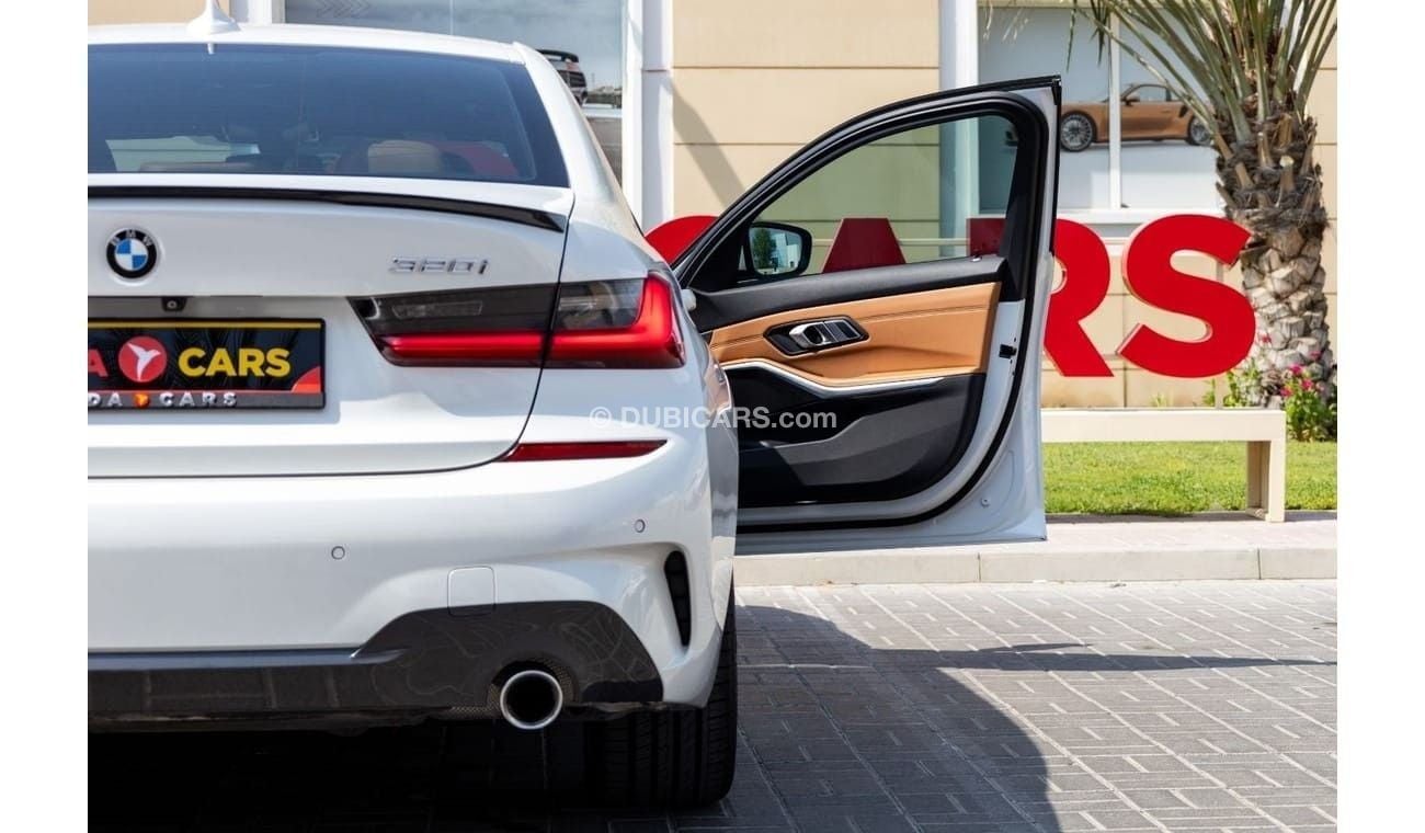 بي أم دبليو 320 M Sport 2.0L BMW 320i M-Sport 2020 GCC under Warranty with Flexible Down-Payment.