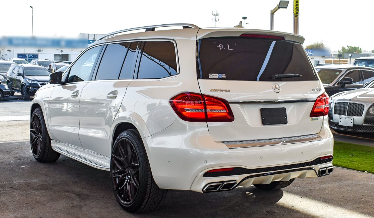 Mercedes-Benz GLS 63 AMG