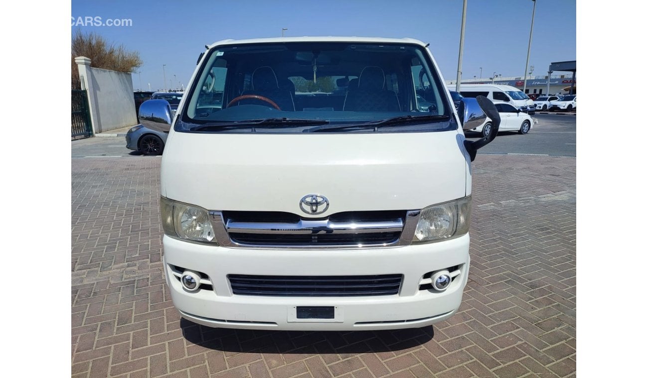 تويوتا هاياس KDH200-0037884 || TOYOTA	HIACE 2006	WHITE	CC2500	DIESEL	RHD	AUTO || ONLY FOR EXPORT