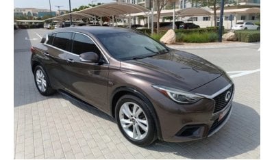 Infiniti QX30