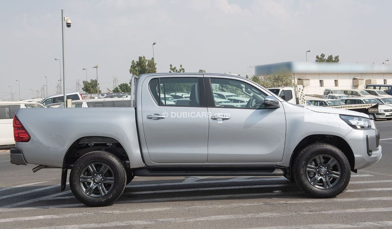 تويوتا هيلوكس TOYOTA HILUX 2.4L MID OPTION A/T MY2024 FOR EXPORT