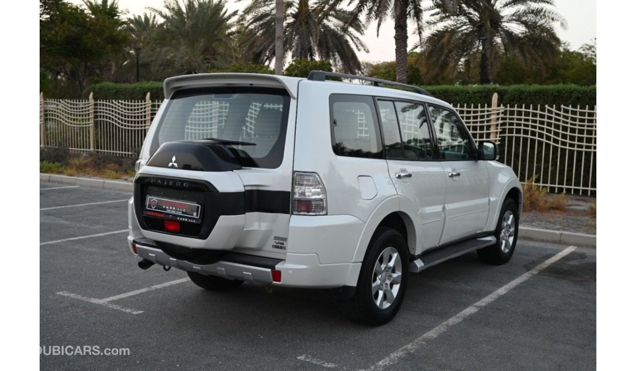 Mitsubishi Pajero GLS Highline Top 0% DP - GCC SPECS - MERCEDESE A250 AMG KIT - 2.0 TURBO CHARGE I4 2014 - MINT CONDIT